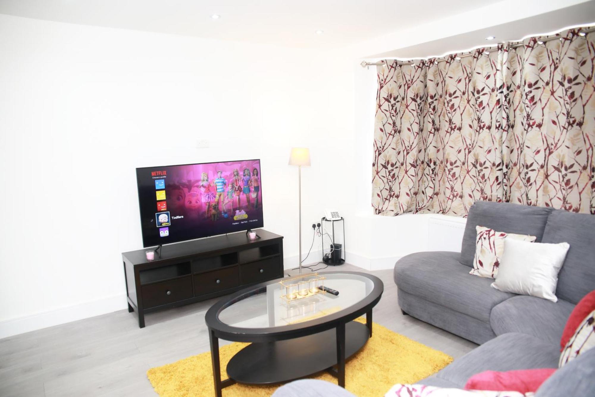 Deluxe 4 Bedroom House The Hyde Екстер'єр фото